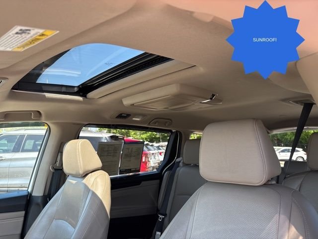 Used 2019 White Diamond Pearl Honda Elite image 34