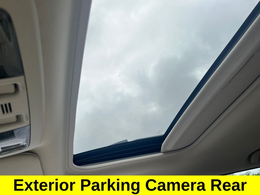 Used 2017 Gray Subaru 2.5i image 22