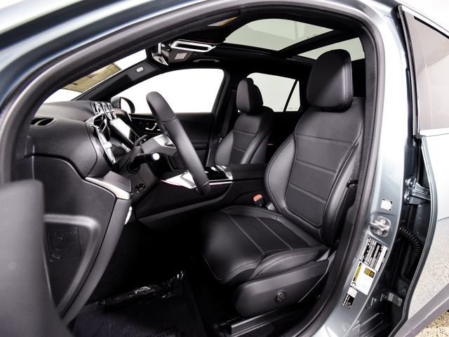 New 2026 Verde Silver Metallic Mercedes-Benz GLC 300 image 46
