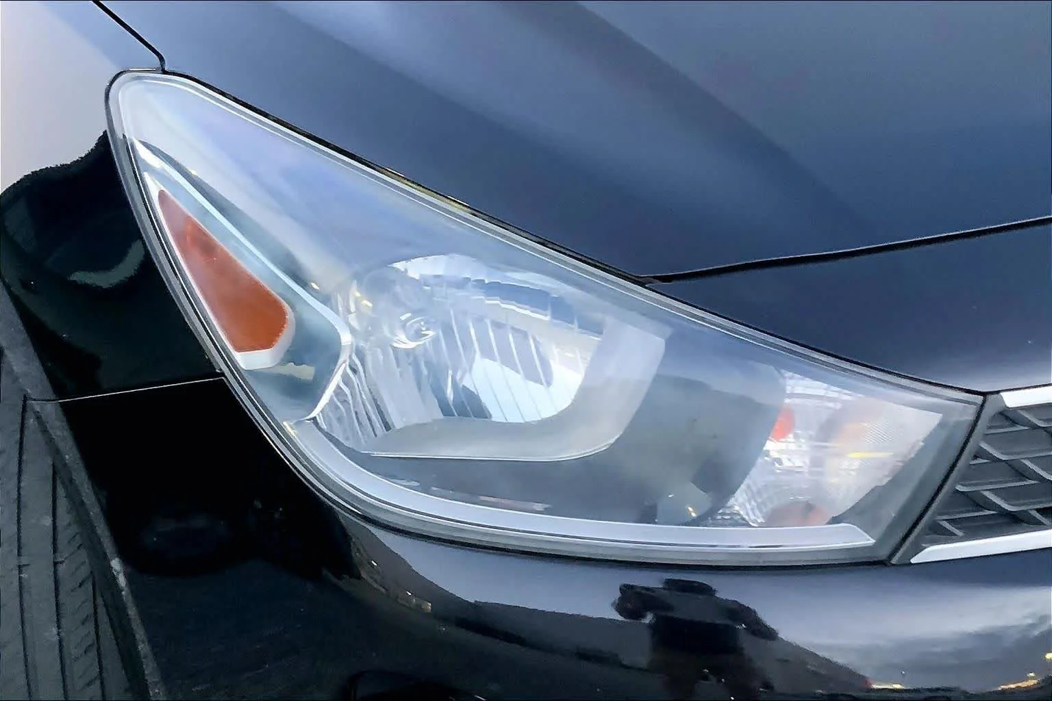 Used 2018 Aurora Black Kia LX image 26