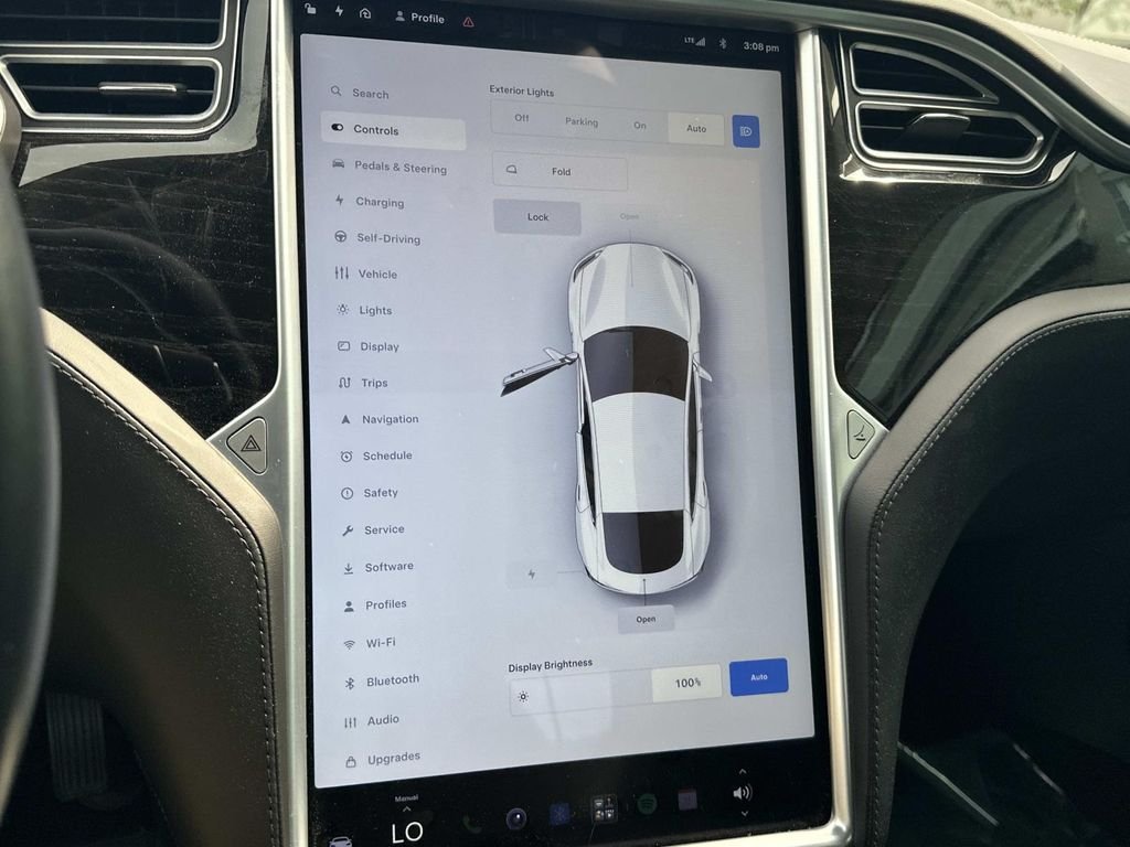 Used 2016 Pearl White Multi-Coat Tesla 60D image 21