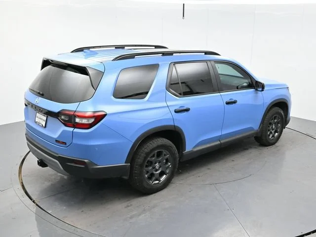 Used 2025 Blue Honda TrailSport image 23