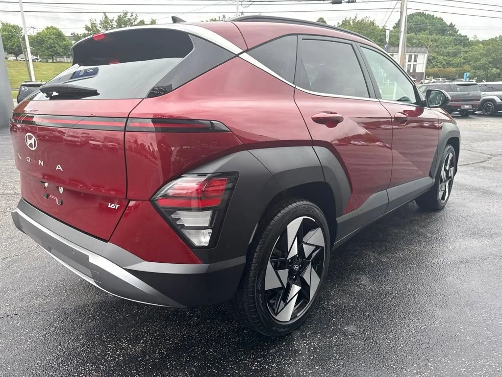 Used 2024 Red Hyundai Limited image 6