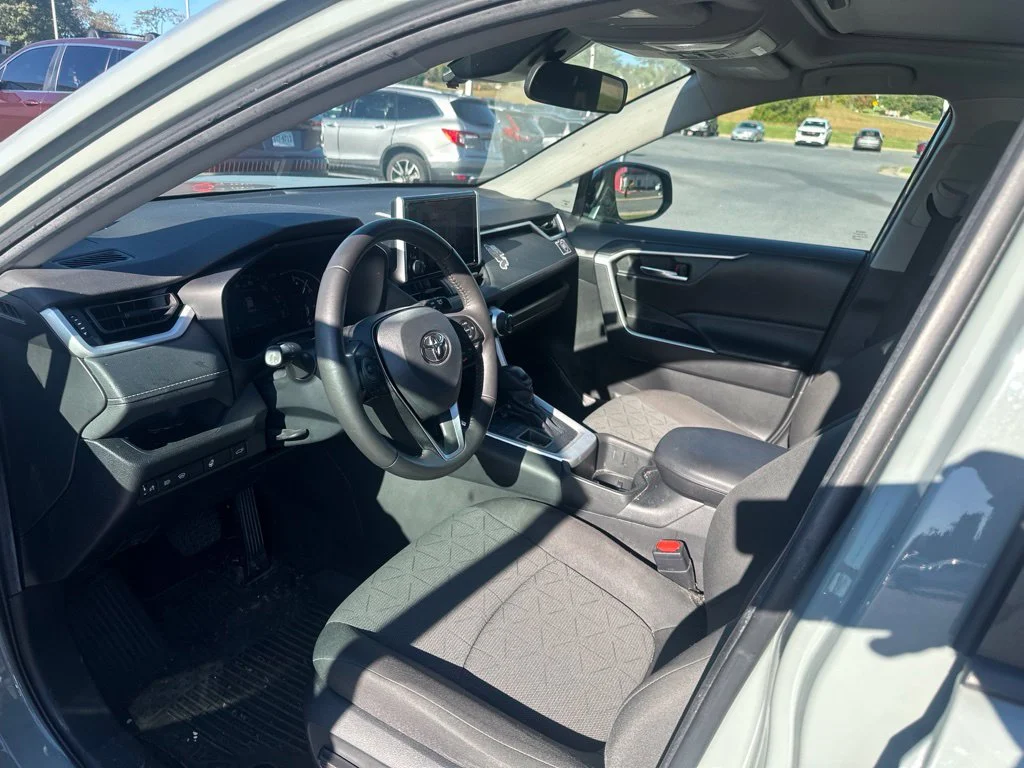 Used 2023 Lunar Toyota XLE image 9