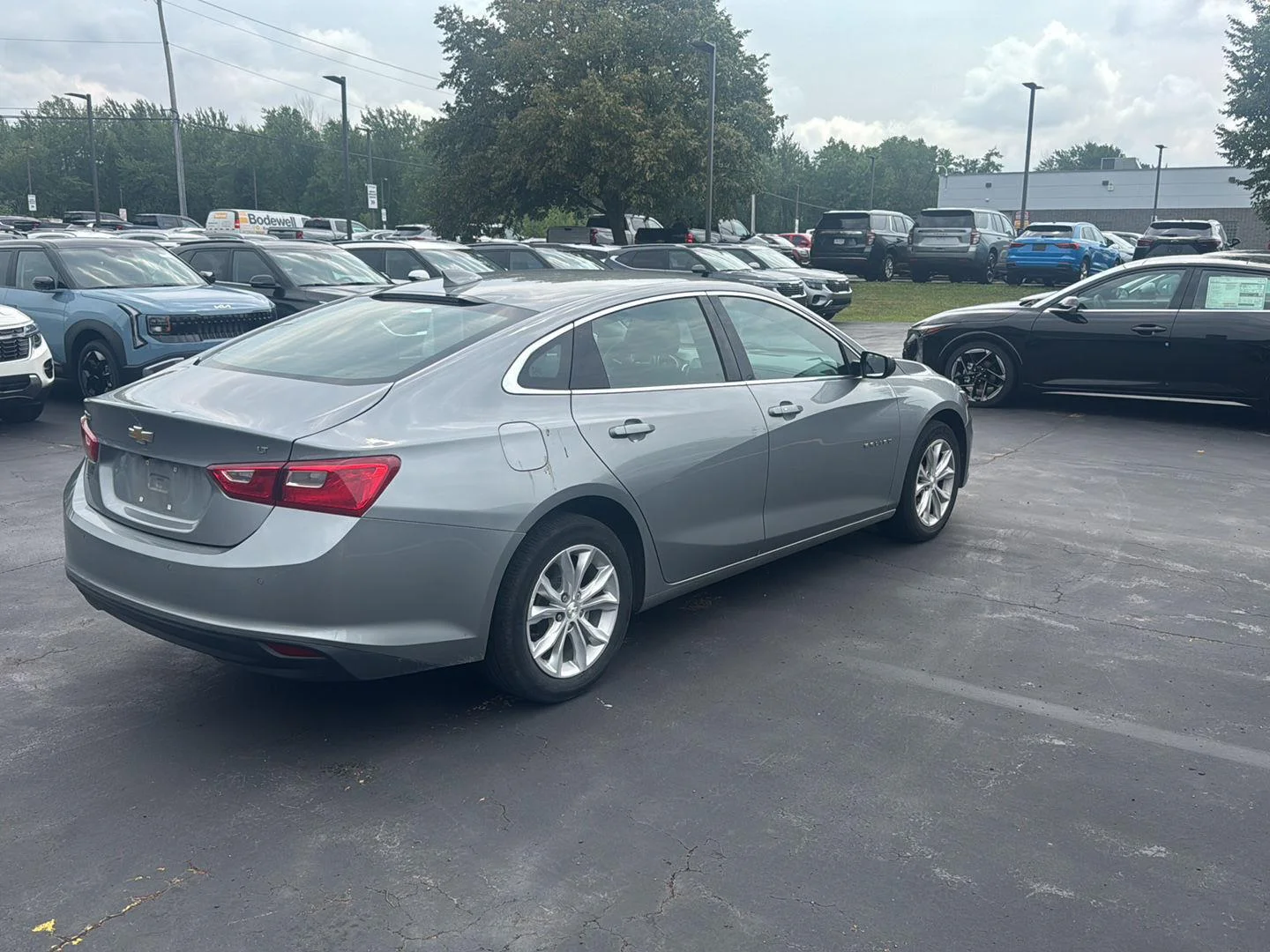 Used 2024 Sterling Gray Metallic Chevrolet LT image 7