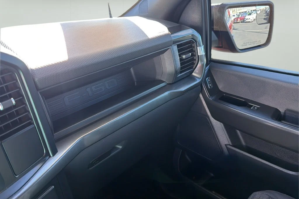 Used 2023 Red Ford XL image 27