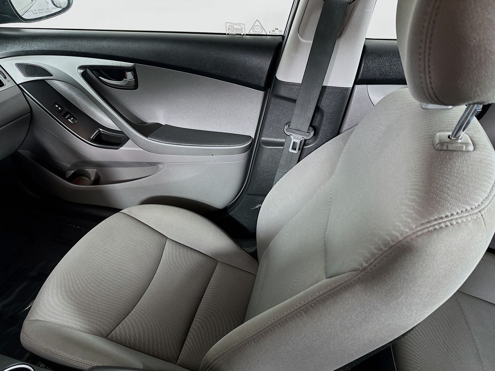 Used 2016 Lakeside Blue Hyundai SE image 21