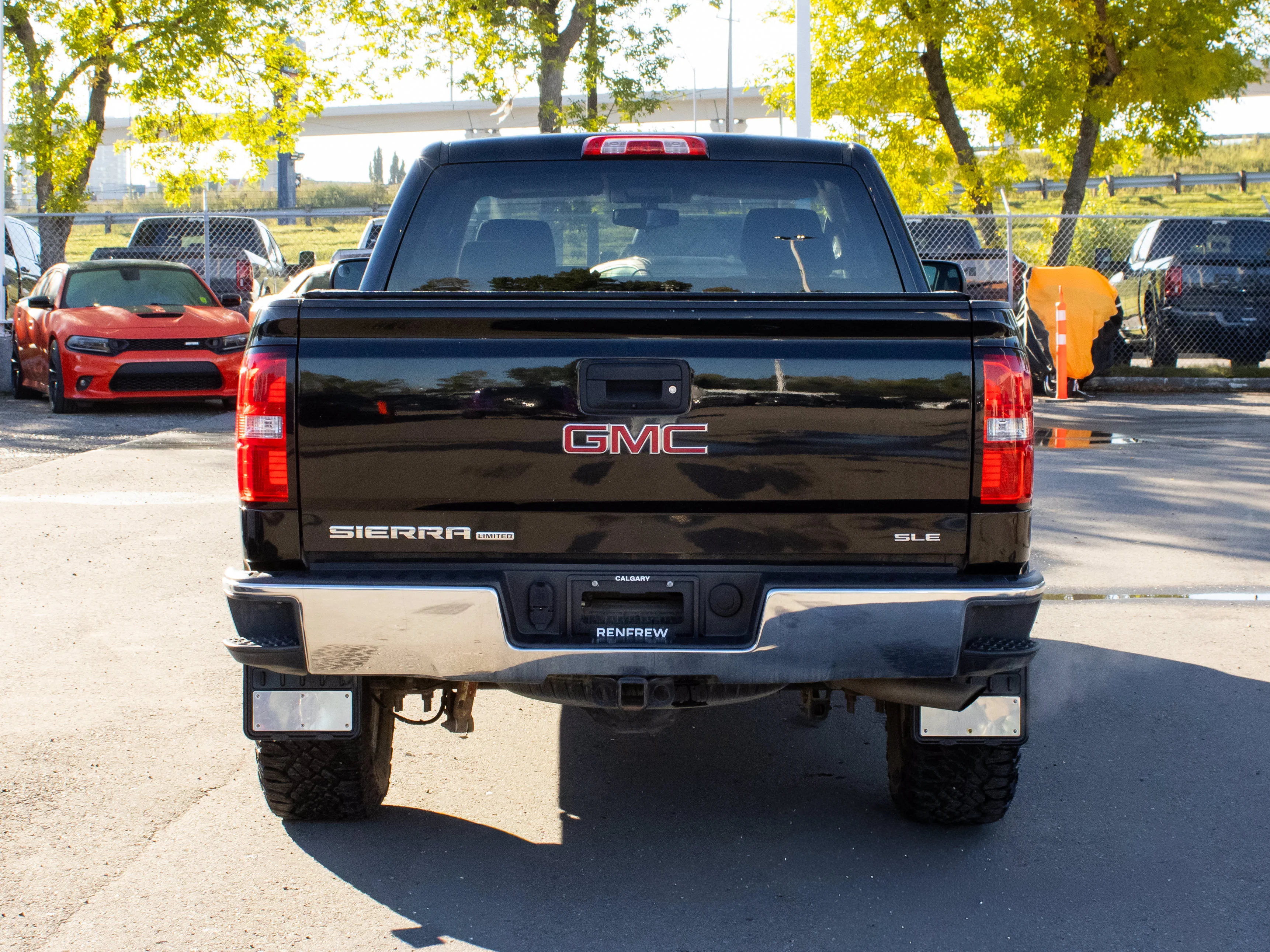 Used 2019 Black GMC SLE* | Extended Cab | 5.3L V8 | Tonneau Cover | 355 HP | Backup Camera | image 13