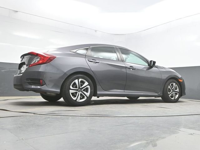 Used 2018 Gray Honda LX image 40