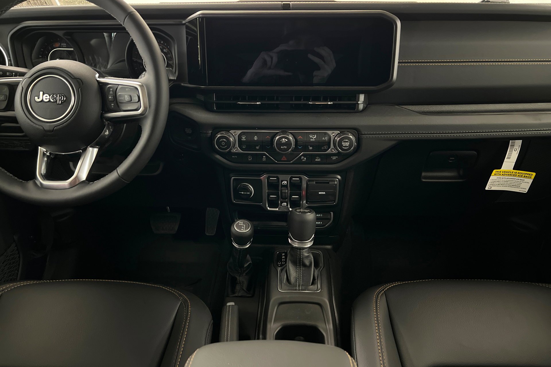 New 2026 Reign Exterior Paint Jeep Sahara image 14