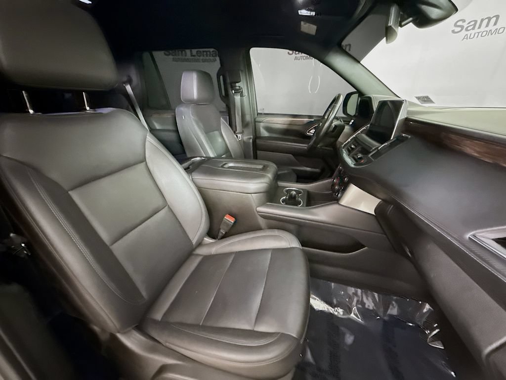 Used 2022 Black Chevrolet LT image 30