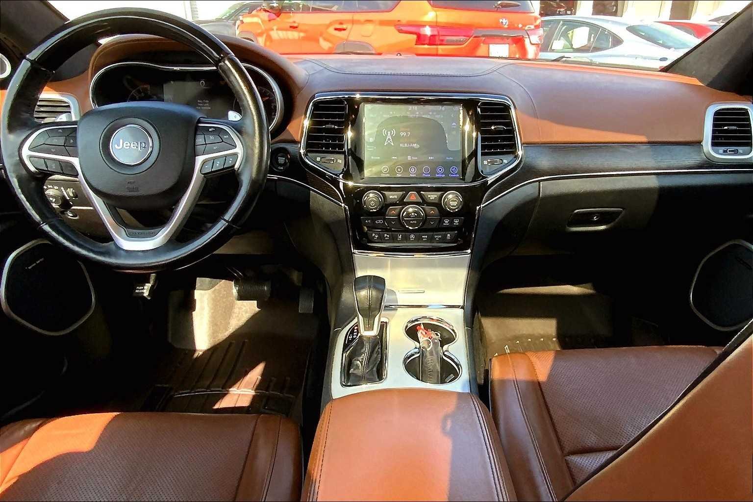 Used 2020 Velvet Red Pearlcoat Jeep Summit image 16