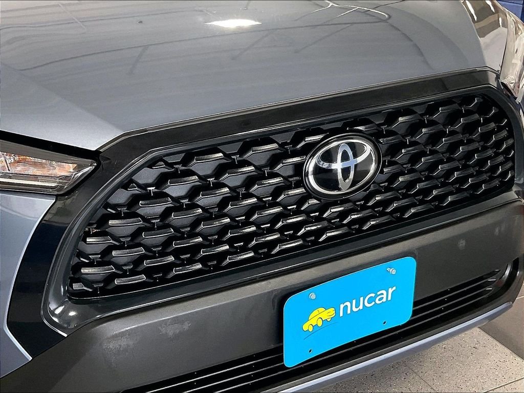 Used 2025 Celestite Toyota L image 31