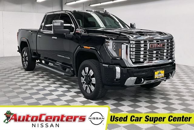 2024 GMC Sierra Denali 4WD Crew Cab Standard Box's photo