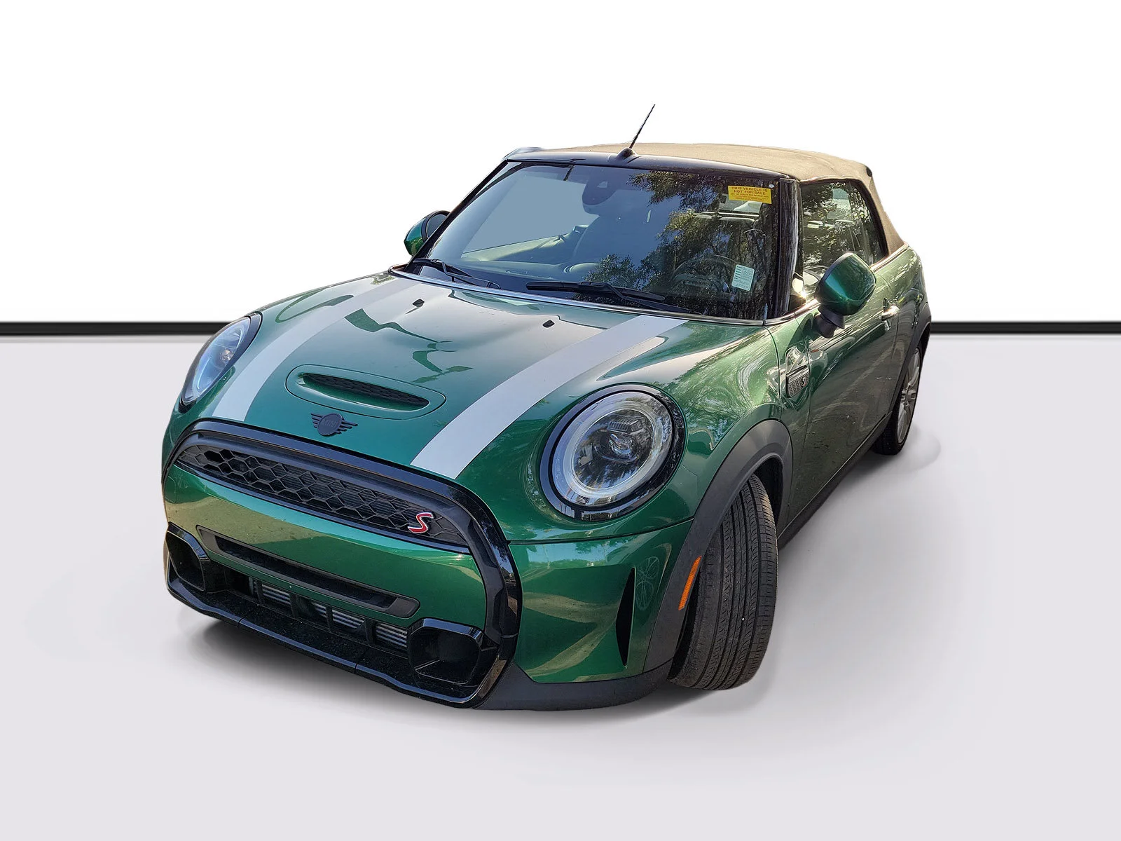 Used 2023 British Racing Green MINI Cooper S Classic image 3