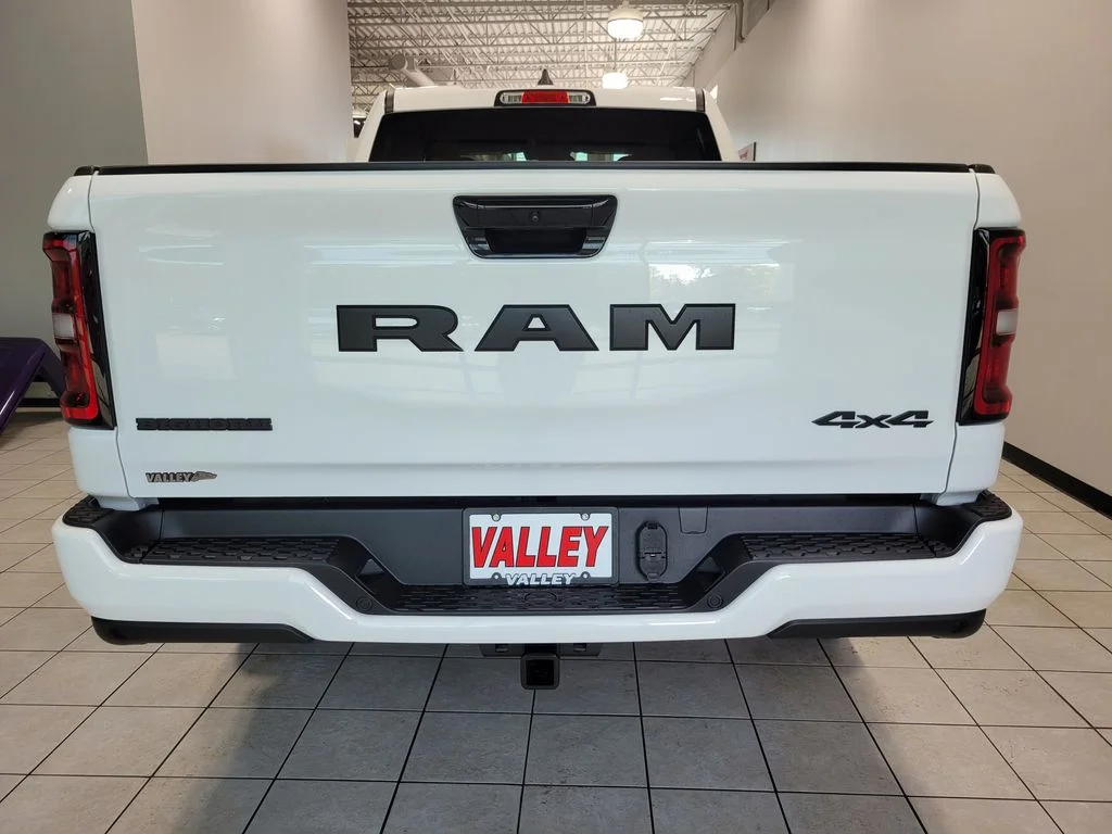 New 2026 Bright White Clear-Coat Exterior Paint RAM Big Horn/Lone Star image 5