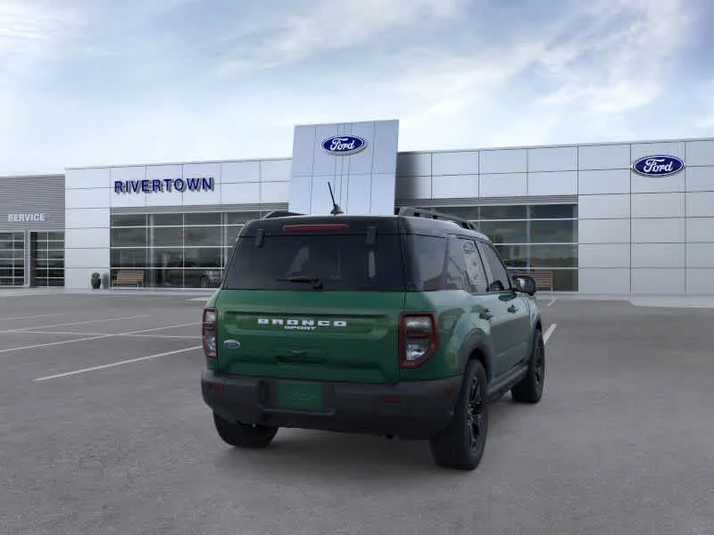 New 2025 Eruption Green Metallic Ford Outer Banks® image 8
