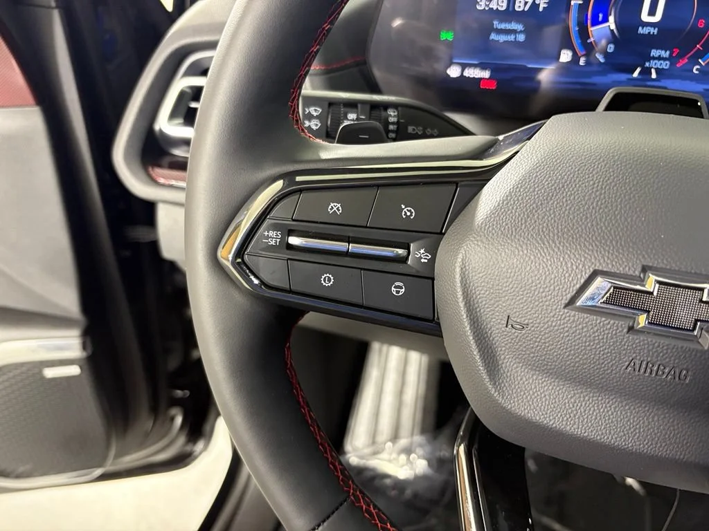 2027 Chevrolet Traverse RS - Photo 25