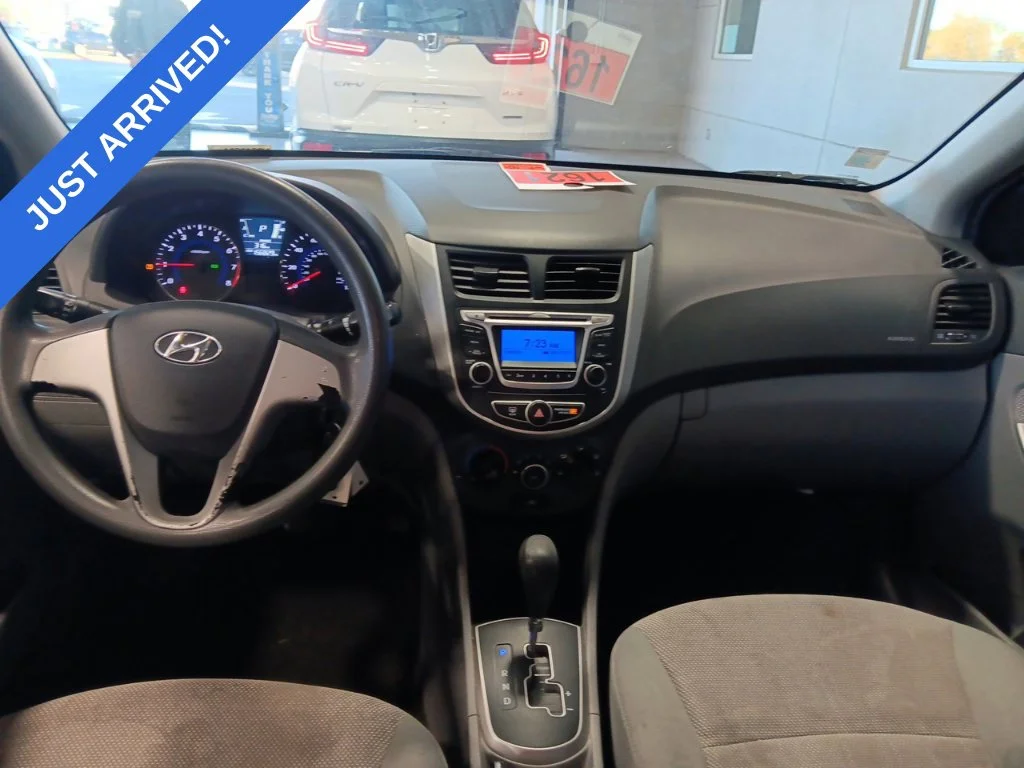 Used 2014 Gray Metallic Hyundai GLS image 5
