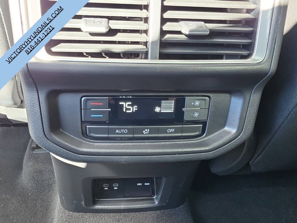 Used 2026  Volkswagen SE w/Technology image 35
