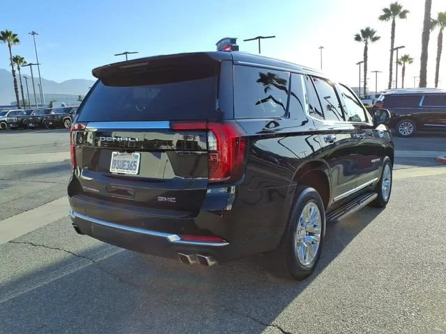 Used 2025 Onyx Black GMC Denali image 4