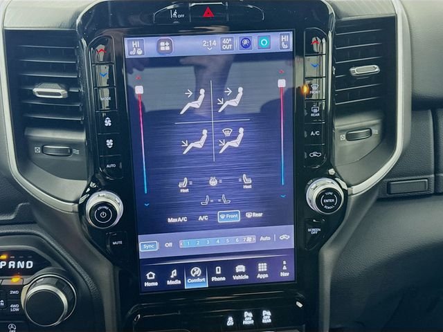 New 2026 Diamond Black Crystal Pearl-Coat Exterior Paint RAM Big Horn/Lone Star image 16