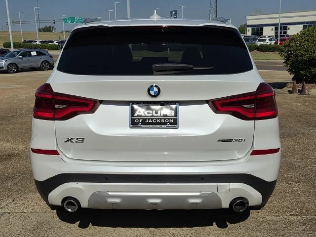 Used 2019 Mineral White Metallic BMW sDrive30i image 5
