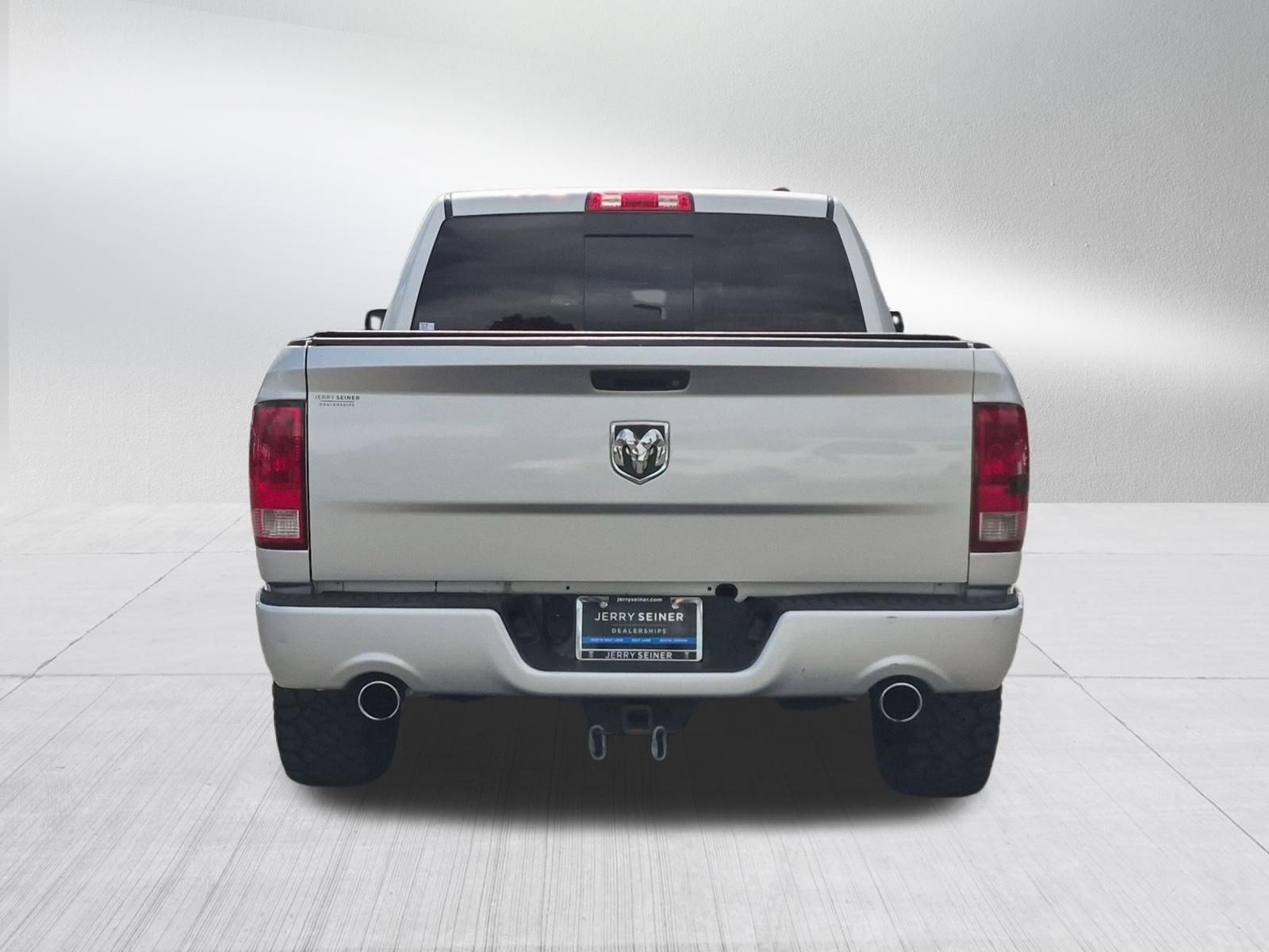 Used 2012  Ram Sport image 4
