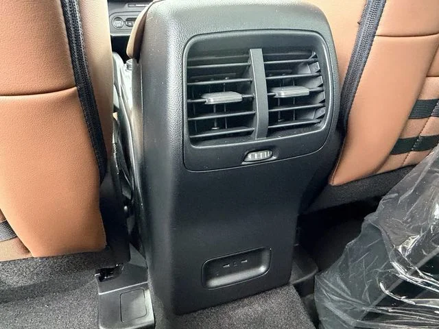 New 2026 Space White Metallic Ford Outer Banks® image 26