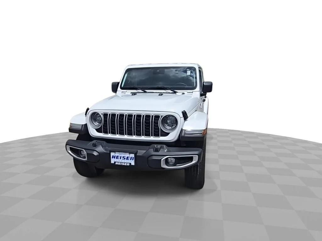 Used 2024 White/off-white Jeep Sahara image 3