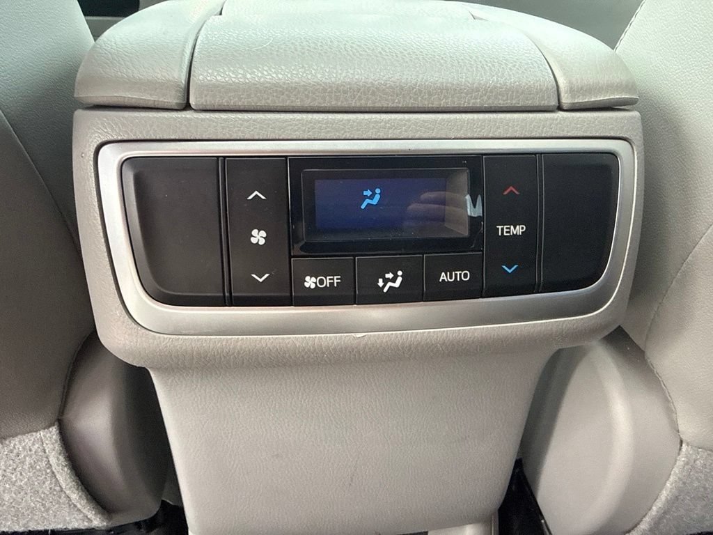 Used 2018 Blizzard Pearl Toyota Limited image 25