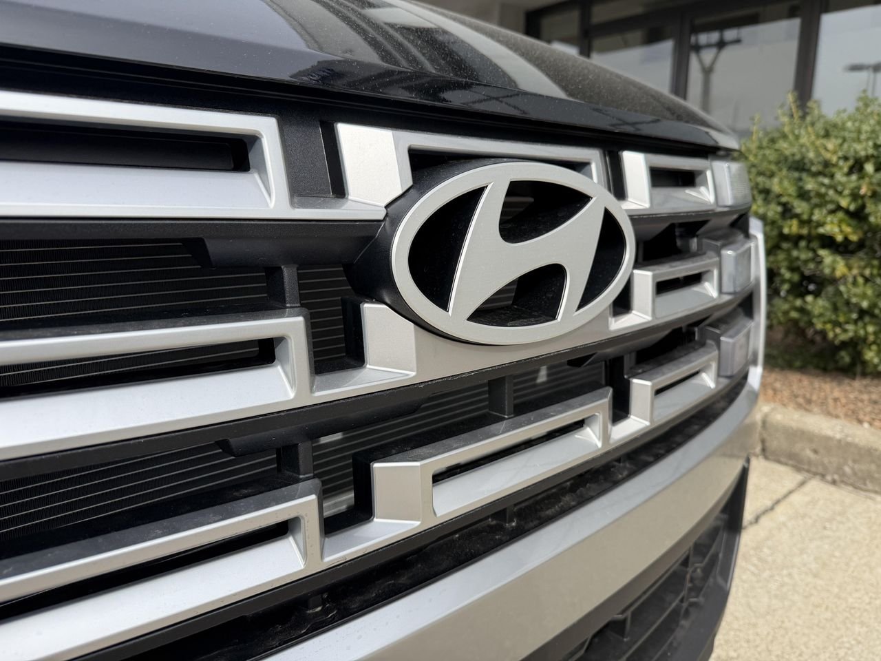 New 2026 Phantom Black Hyundai SEL AWD image 17