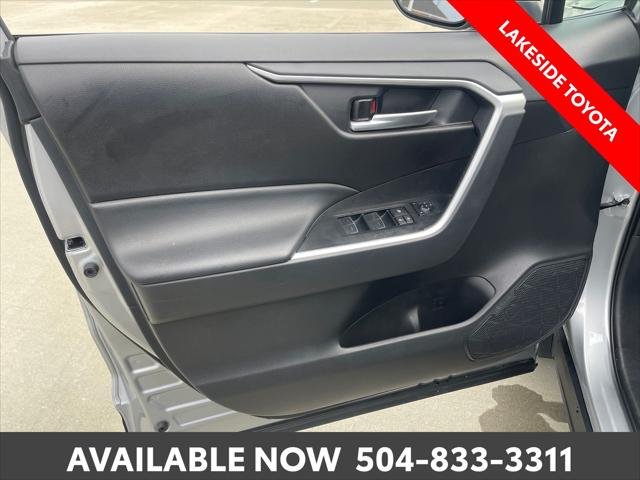 Certified Used 2025 SILVER SKY METALLIC Toyota  image 25