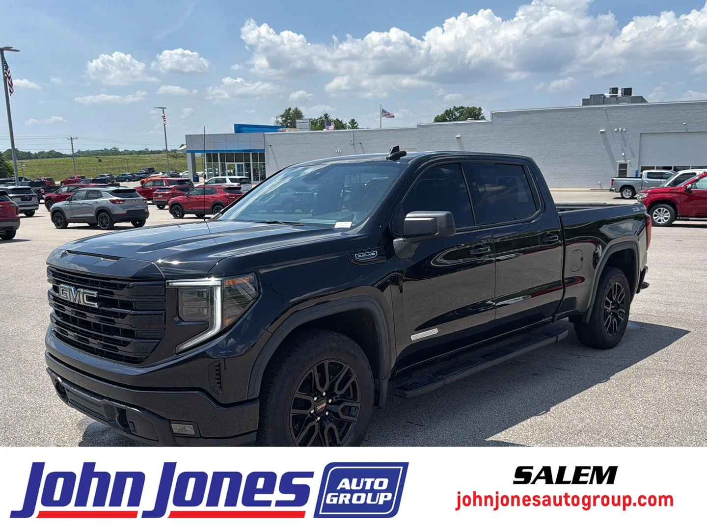 2024 GMC Sierra Elevation 4WD Crew Cab Short Box's photo