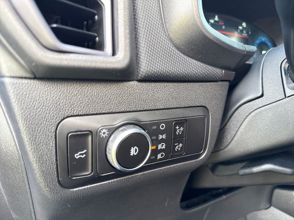 New 2025 Velocity Blue Metallic Ford Outer Banks® image 16
