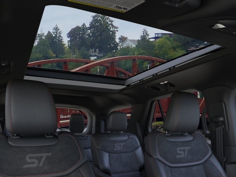 2026 Ford Explorer ST - Photo 24