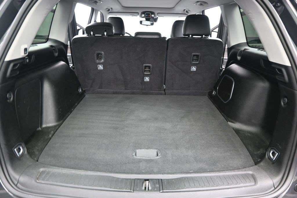 Used 2022 Baltic Gray Metallic Clearcoat Jeep 4xe image 11