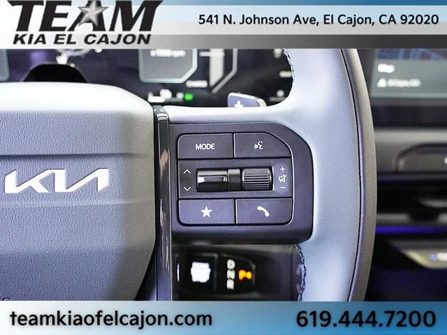 New 2027 White Kia X-Line SX image 47