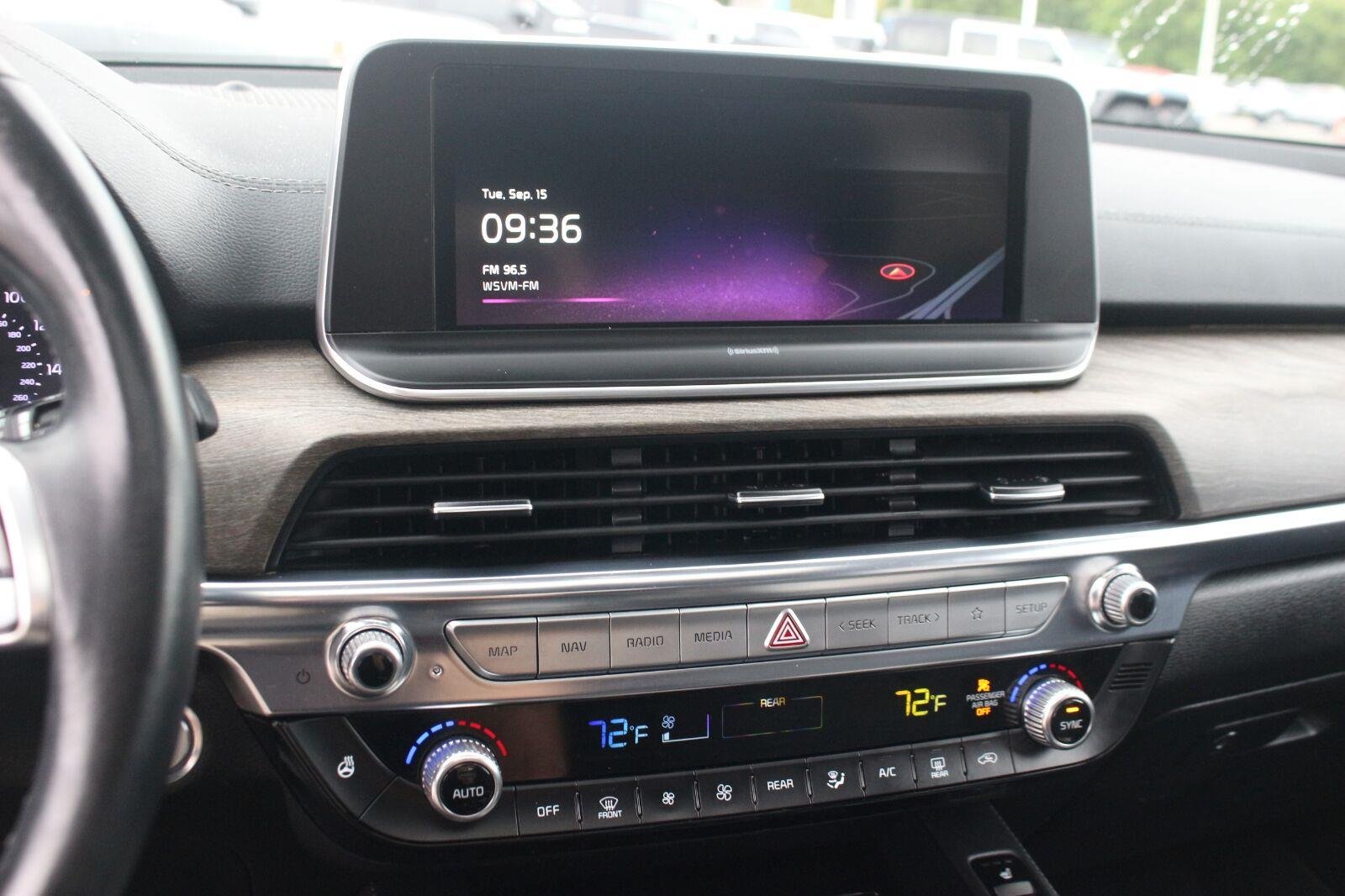 Used 2022 Red Kia EX image 20