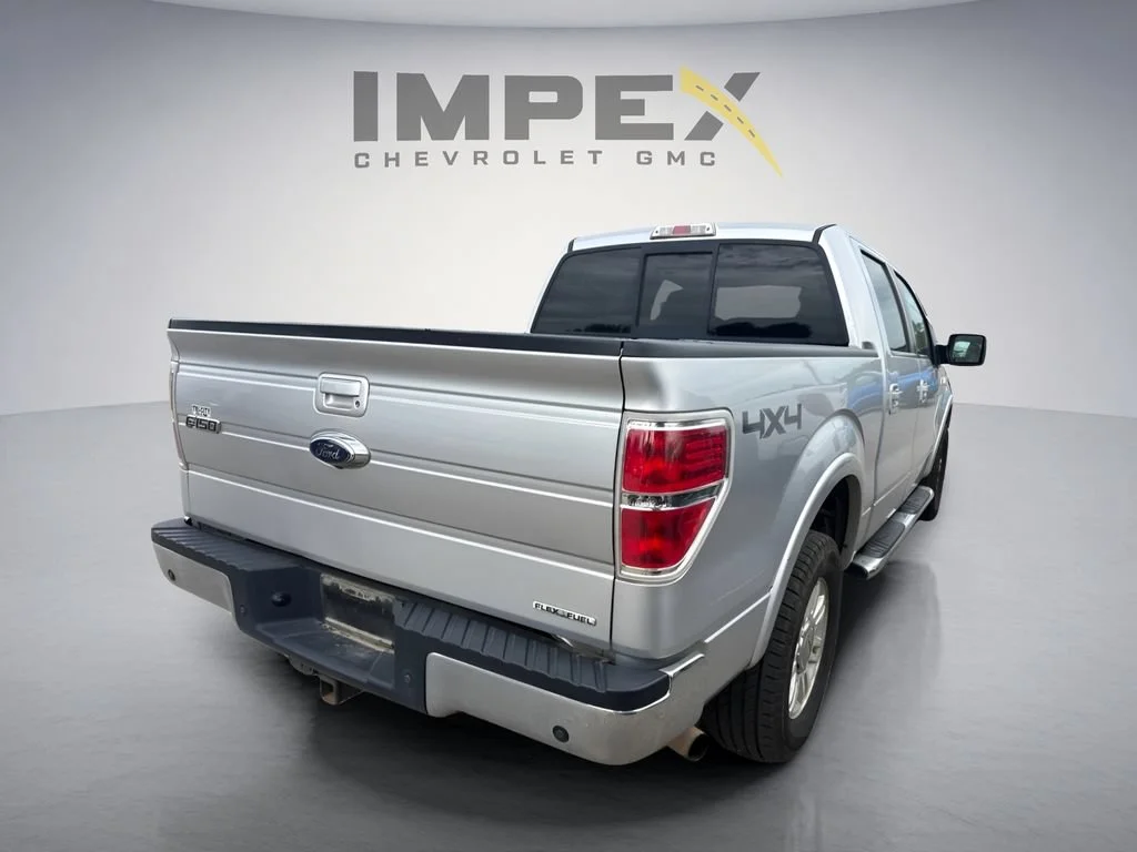 Used 2012  Ford XL image 5