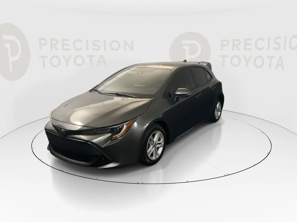 Used 2021 Magnetic Gray Metallic Toyota SE image 8