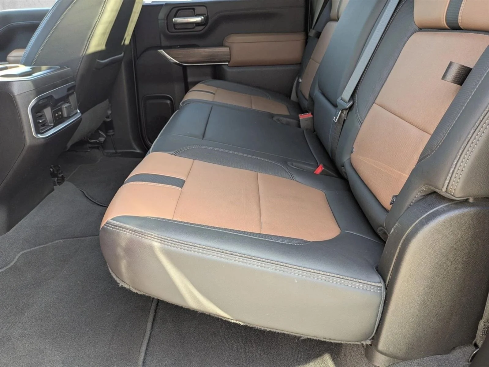 Used 2022 Cherry Red Tintcoat Chevrolet High Country image 18