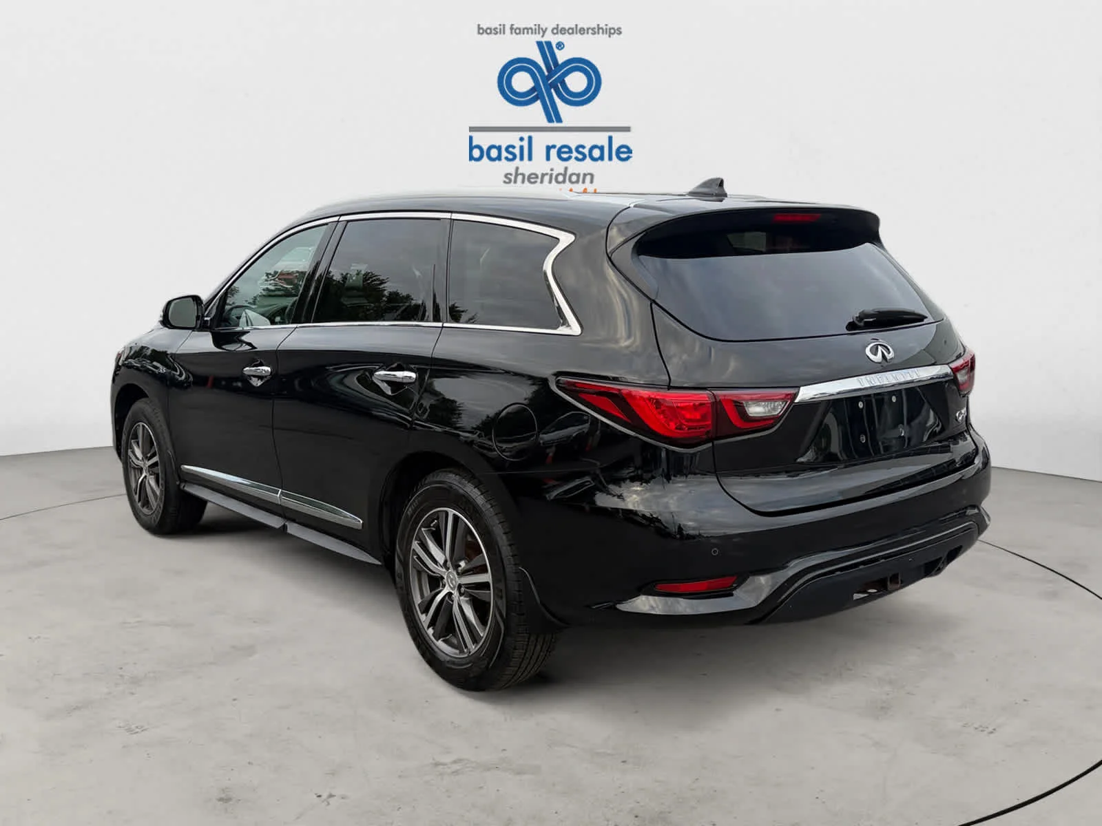 Used 2019 Black Obsidian INFINITI PURE image 5