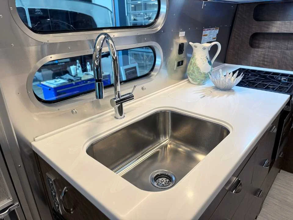 New 2026 SILVER AIRSTREAM  image 35