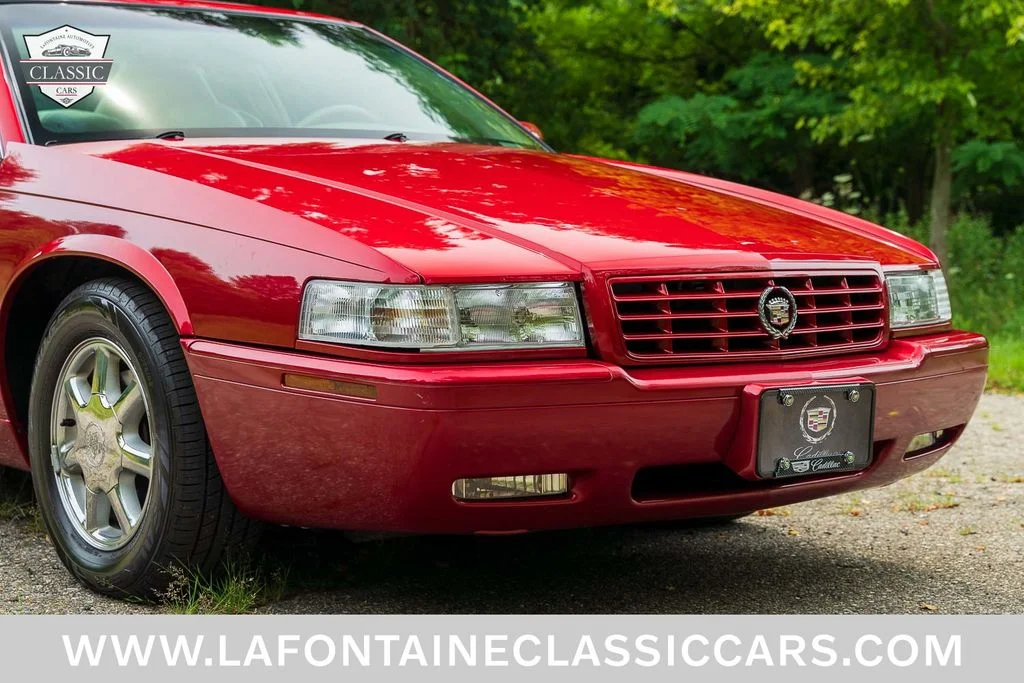 Used 2000 Red Cadillac ETC image 17