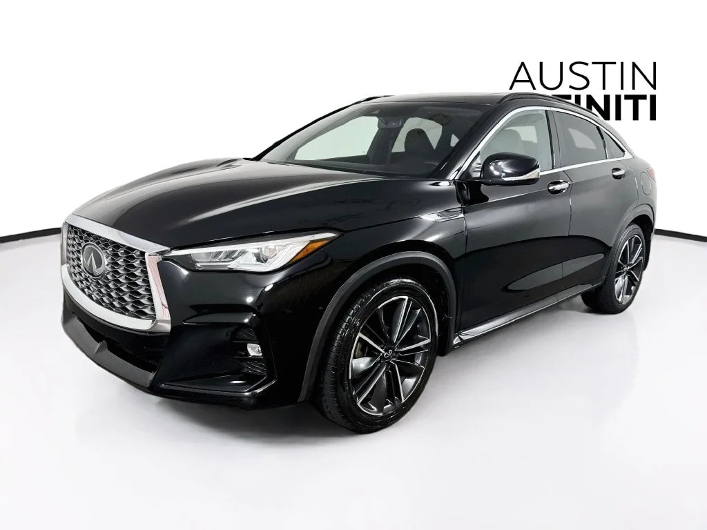 Certified Used 2022 Black INFINITI LUXE image 3