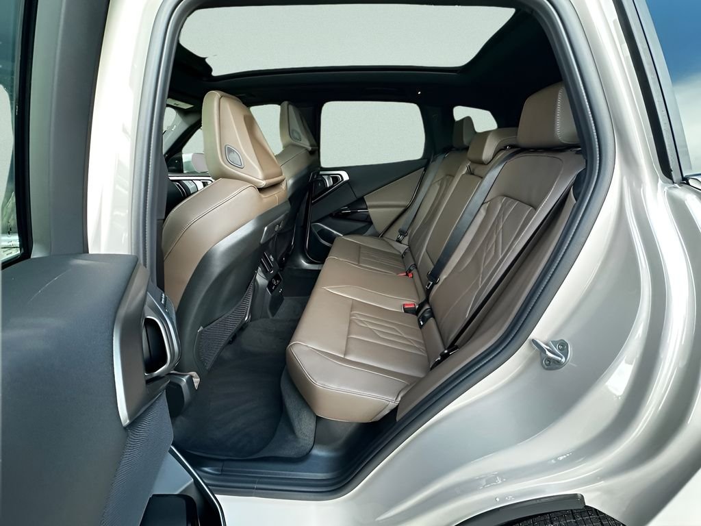 New 2026 Dune Grey Metallic BMW 30 xDrive image 21