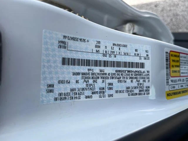 Used 2021 White Ford Lariat image 11