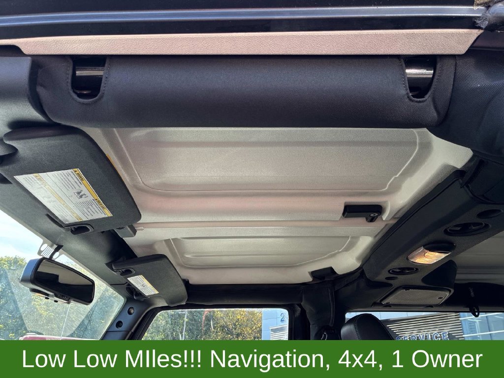 Used 2015 Black Jeep Sahara image 18