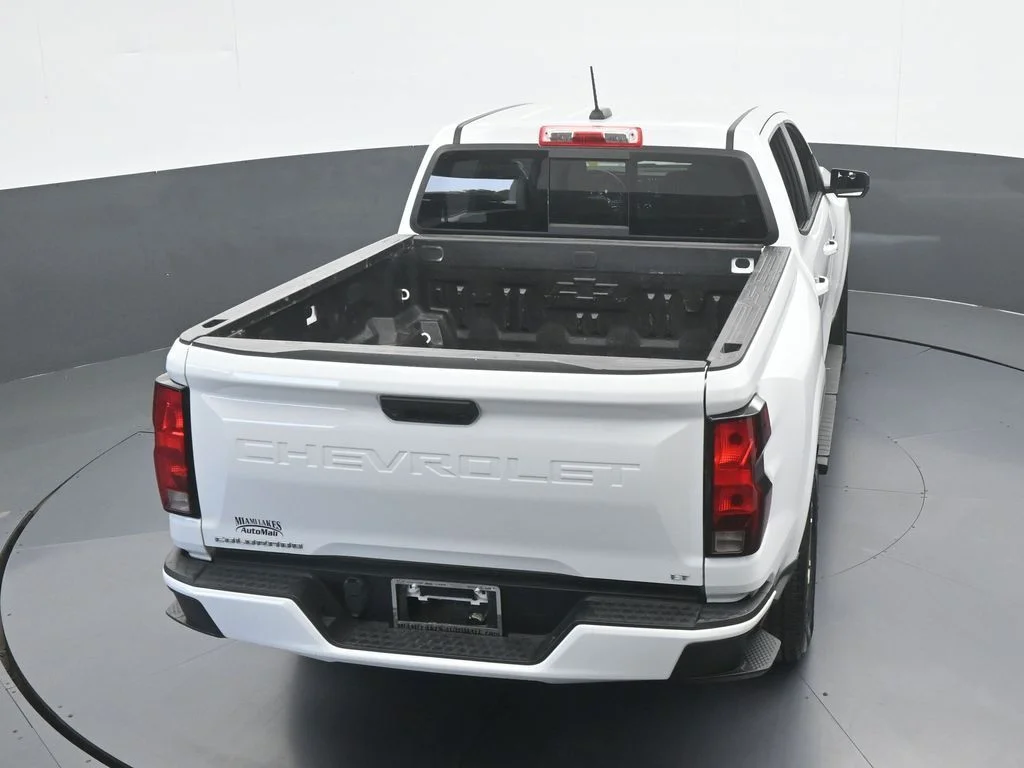 Used 2023 Summit White Chevrolet LT image 44